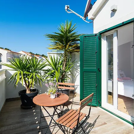 2 Bedroom Lovely In Hvar アパート フヴァル