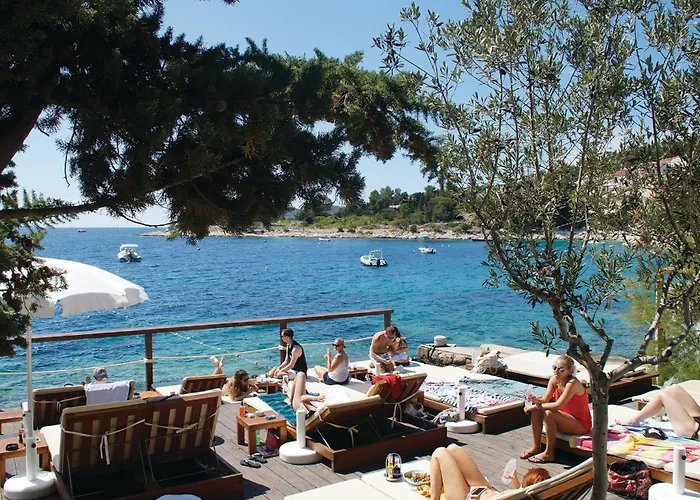 2 Bedroom Lovely In Hvar