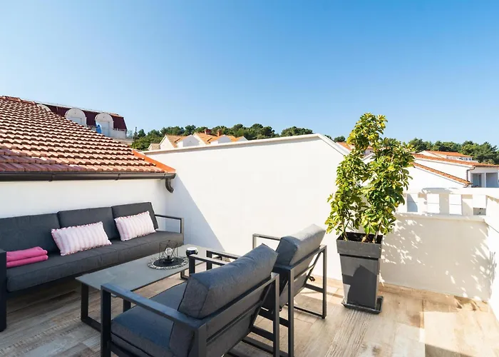 2 Bedroom Lovely In Hvar Lägenhet Hvar Town