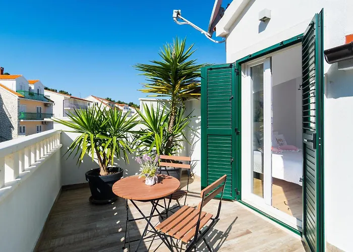 2 Bedroom Lovely In Hvar Lägenhet Hvar Town