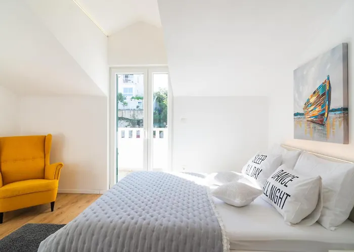 2 Bedroom Lovely In Hvar *